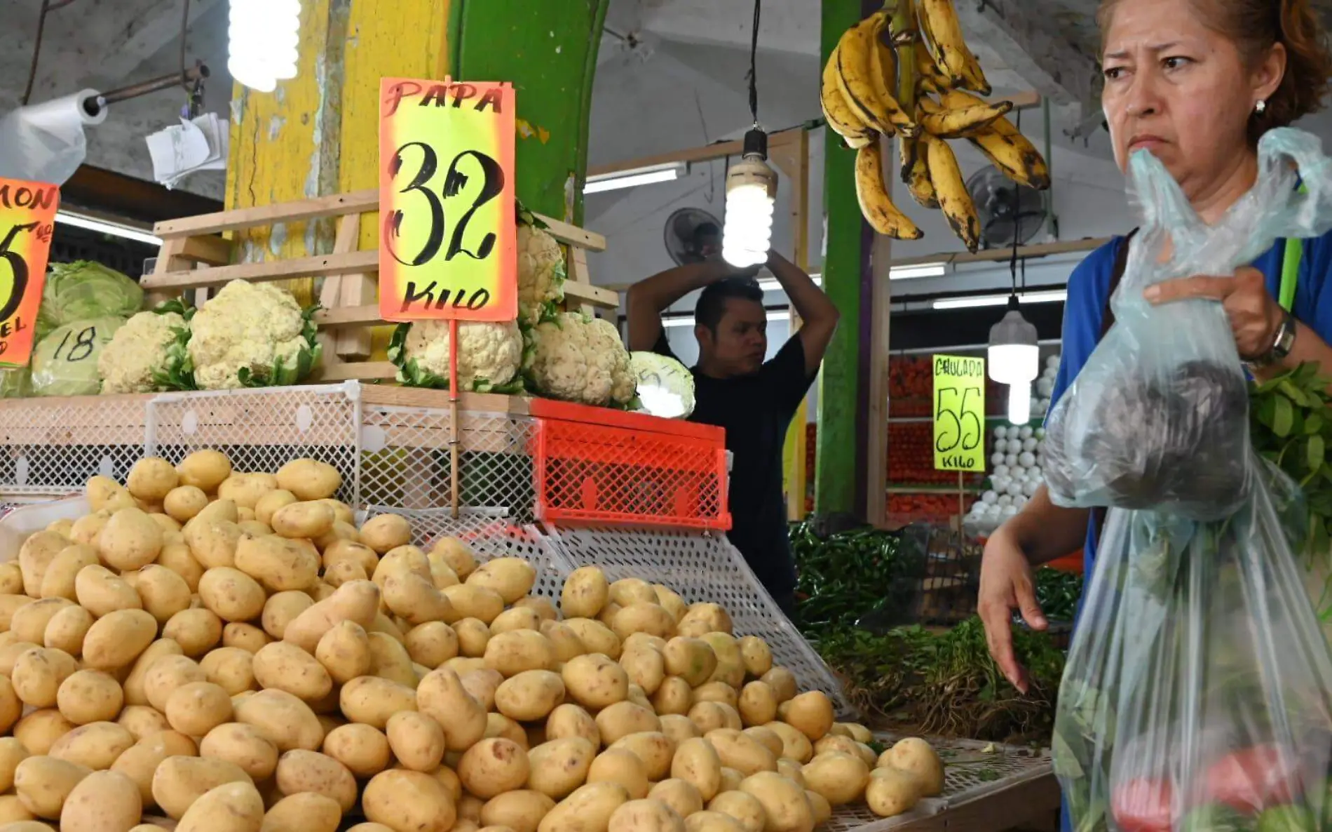 La carestía representa un duro golpe a la economía familiar, que cada día compra menos para la realización de sus alimentos